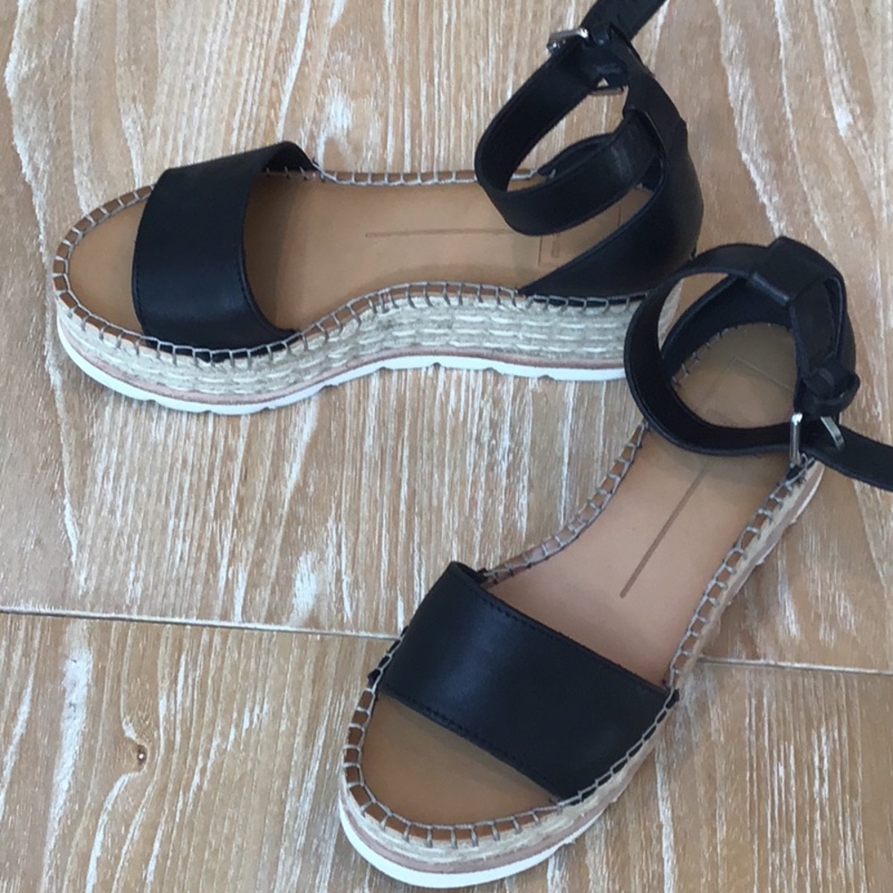 Dolce Vita Black Sandals with rope heel. 7.5